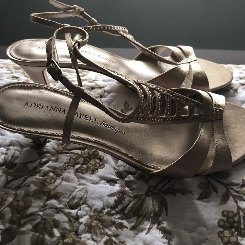 Shoes - Picture 2 of 5